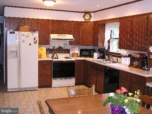 67 Martzall Road Denver, PA 17517 - Photo 3 of 11