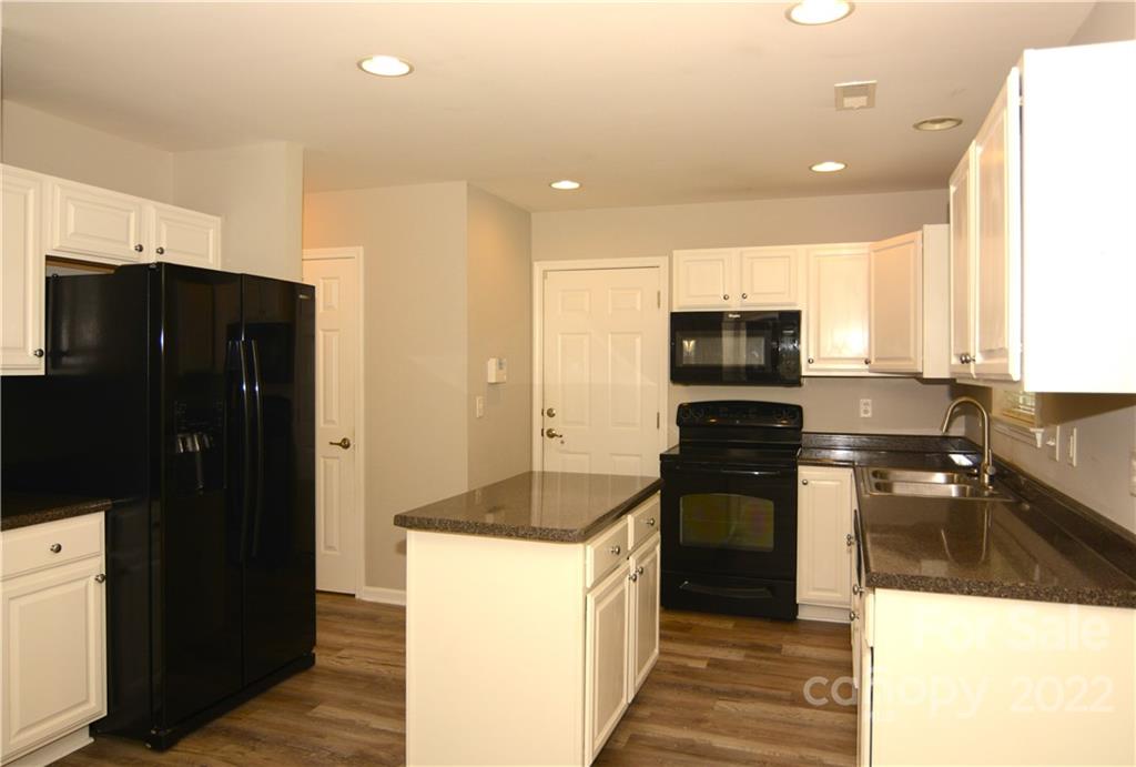 266 Black River Road Fletcher, NC 28732 - Photo 5 of 23 Gallery Image 5