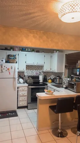 $130,000 | 900 Tallwood Avenue, Unit 206, Hollywood, FL 33021