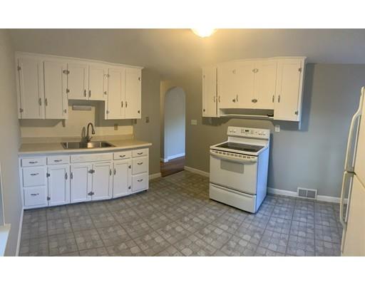 19 Waterman Road Auburn, MA 01501 - Photo 4 of 13 Gallery Image 4
