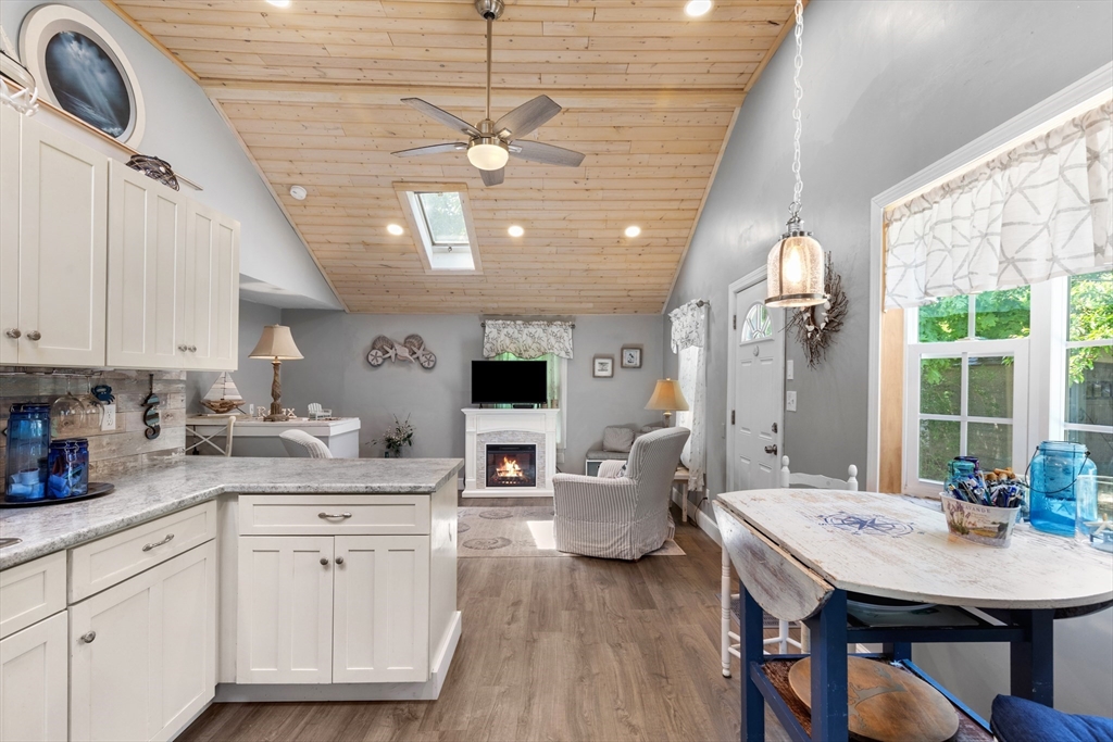 9 Shore Garden Road Hull, MA 02045 - Photo 11 of 39