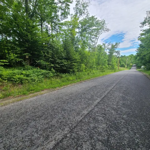 $29,900 | 40 Bubier Road, Wilton, ME 04294