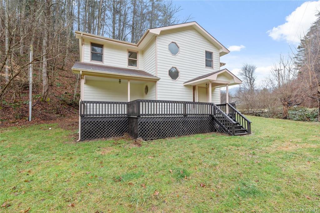371 Sprinkle Creek Road Mars Hill, NC 28754 - Photo 2 of 32 Gallery Image 2