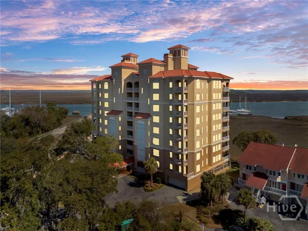 $5,250 | 8001 East Us 80 Highway, Unit 301, Savannah, GA 31410