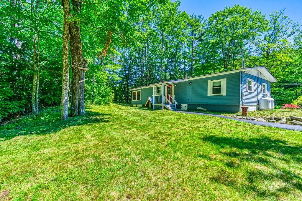 270 Edgemont Road Sunapee, NH 03782 - Photo 17 of 22