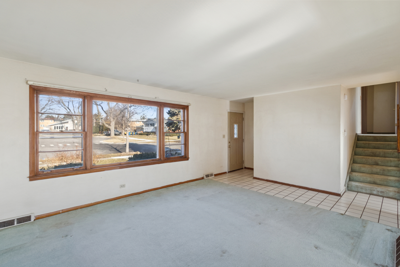 431 Ardmore Terrace Addison, IL 60101 - Photo 4 of 15