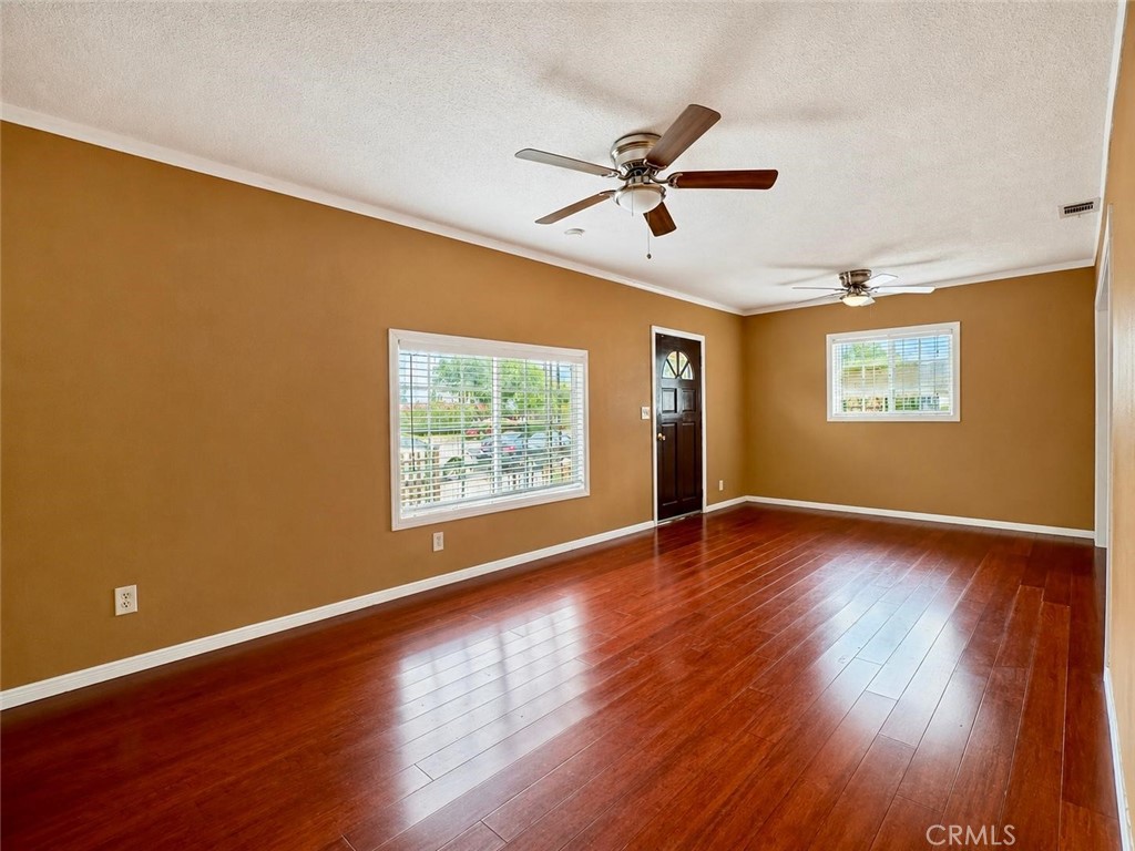 1920 West Spring Street Long Beach, CA 90810 - Photo 7 of 31