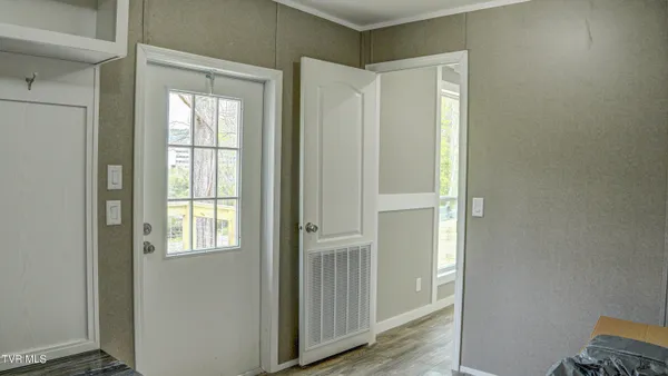 $324,900 | 850 Meadow View Road, Bristol, TN 37620