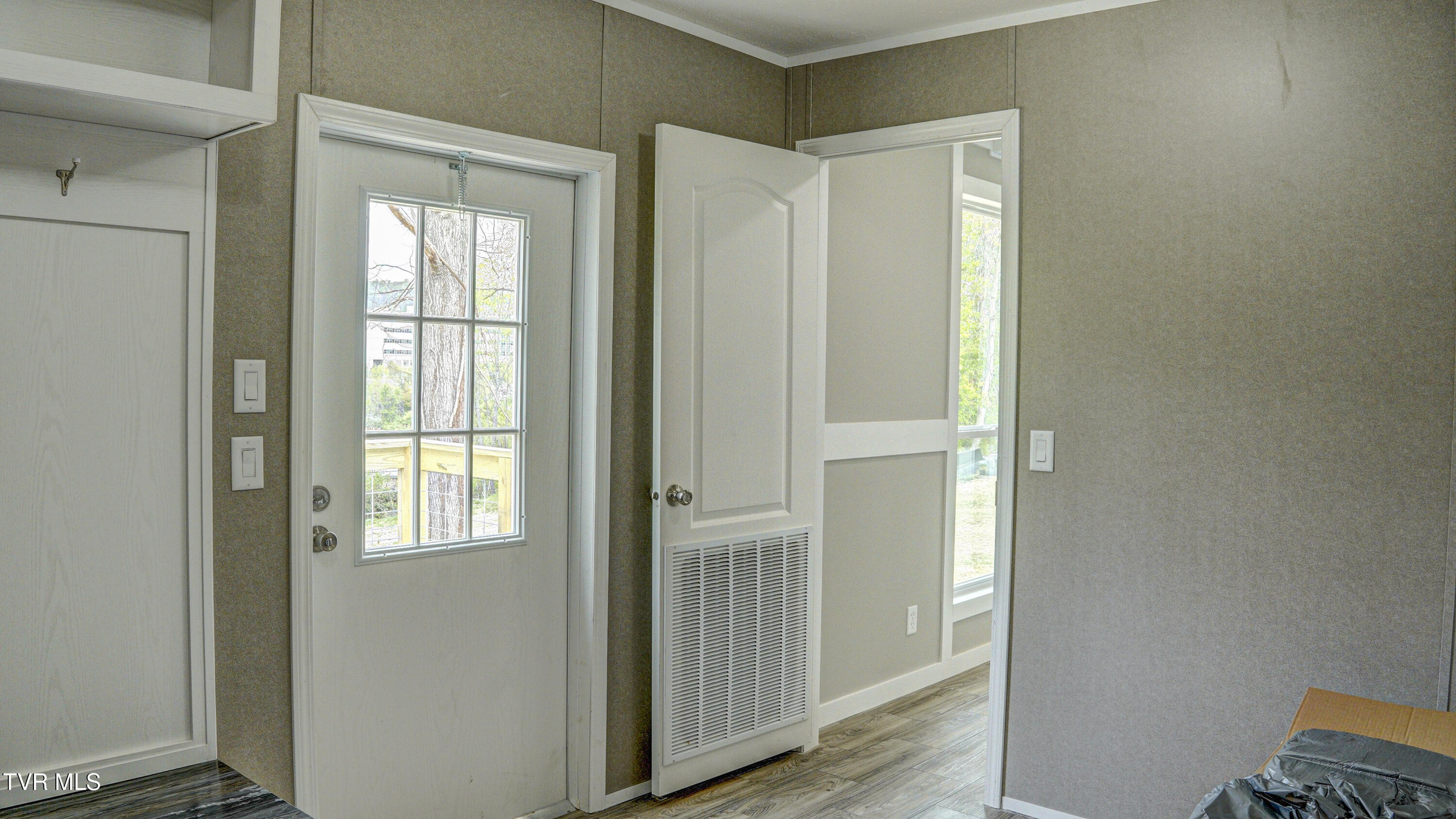 850 Meadow View Road Bristol, TN 37620 - Photo 18 of 54 _DSC3589_90_91_92_93