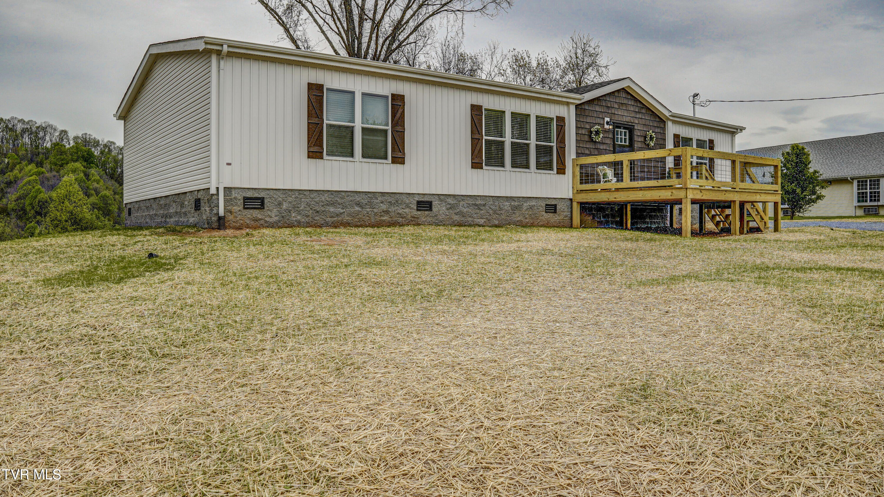 850 Meadow View Road Bristol, TN 37620 - Photo 2 of 54 _DSC3469_70_71_72_73