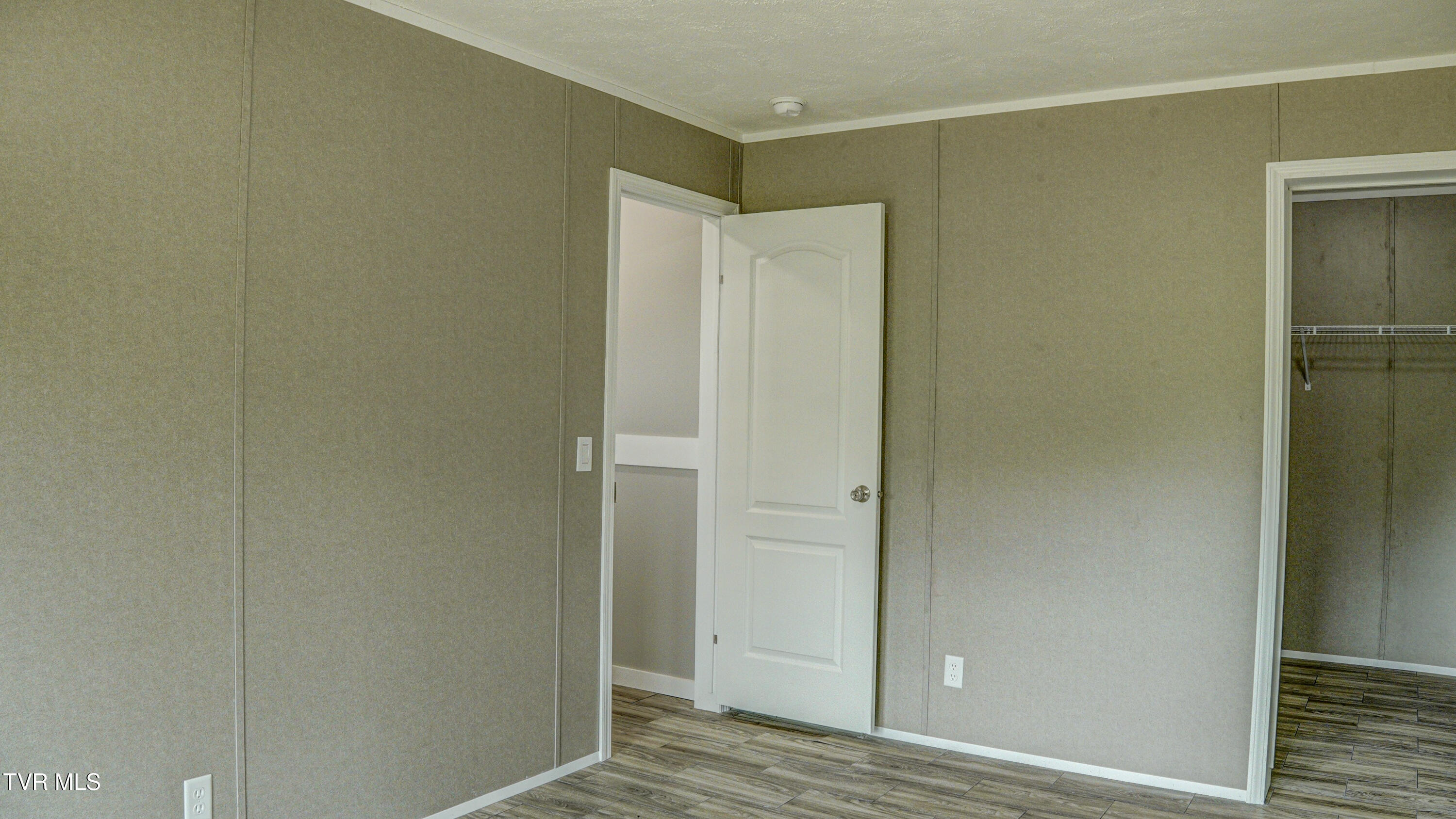 850 Meadow View Road Bristol, TN 37620 - Photo 31 of 54 _DSC3654_5_6_7_8