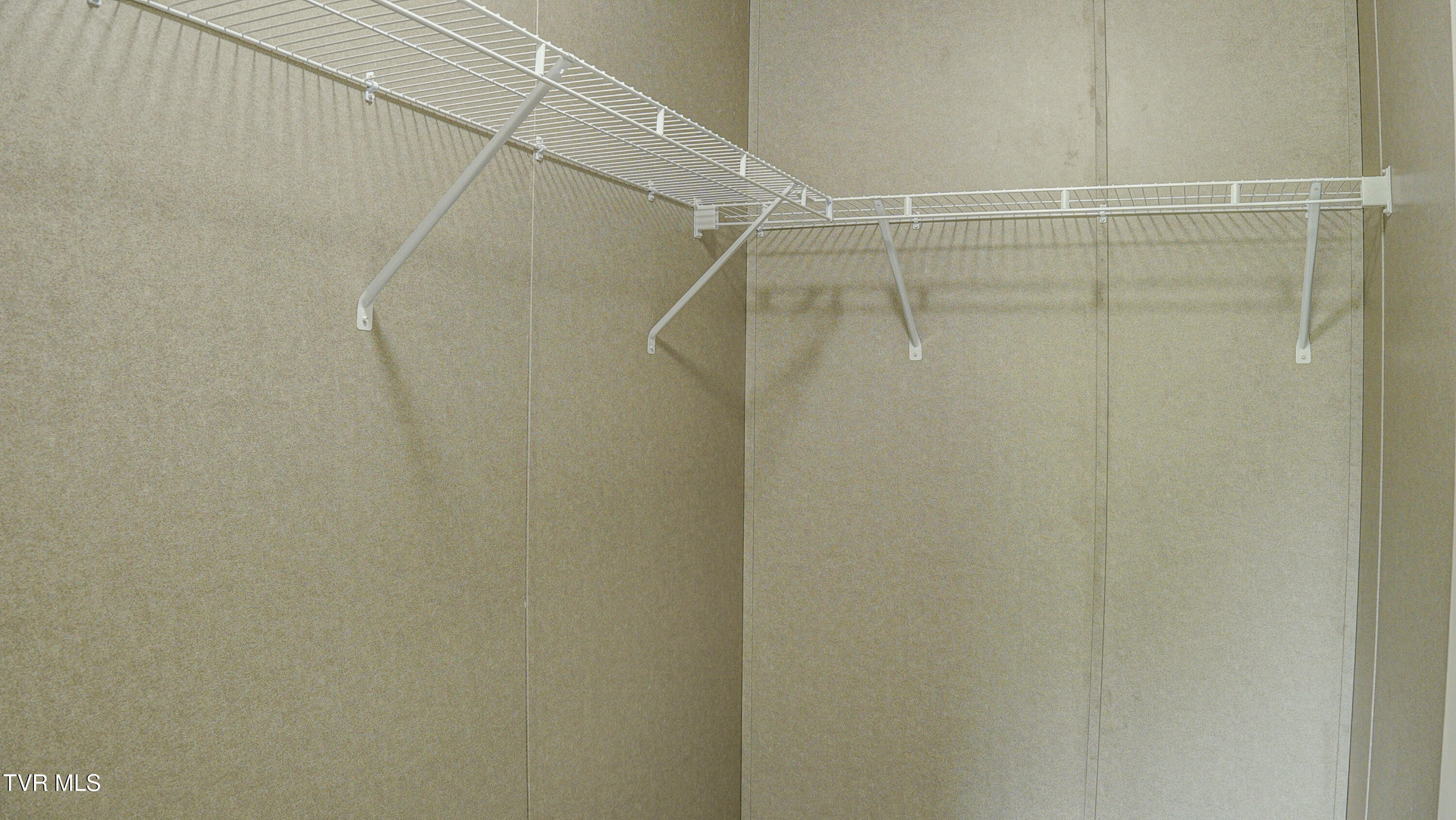 850 Meadow View Road Bristol, TN 37620 - Photo 33 of 54 _DSC3664_5_6_7_8