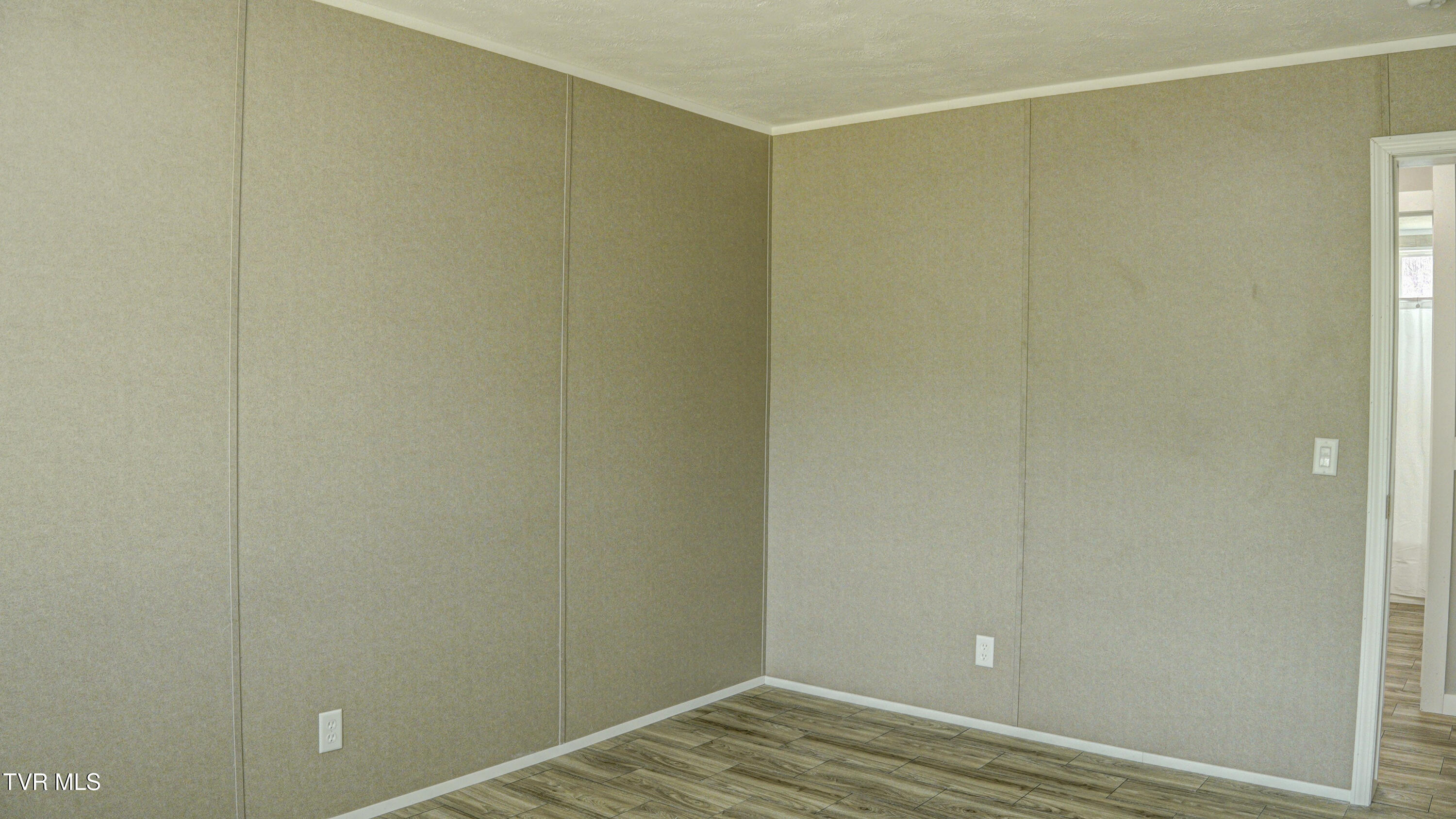 850 Meadow View Road Bristol, TN 37620 - Photo 35 of 54 _DSC3674_5_6_7_8