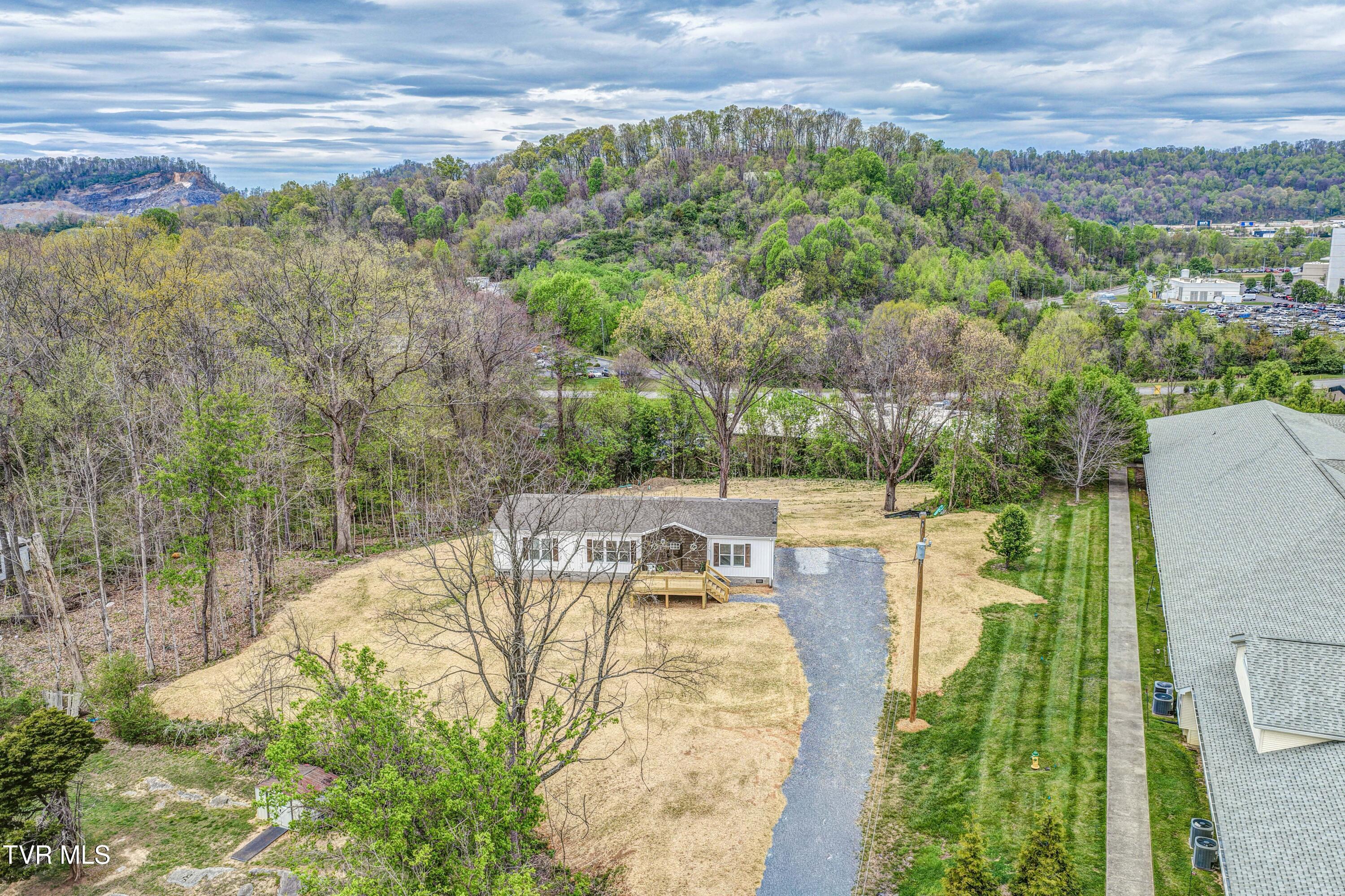 850 Meadow View Road Bristol, TN 37620 - Photo 47 of 54 DJI_20260413124150_0575_DAnd4more