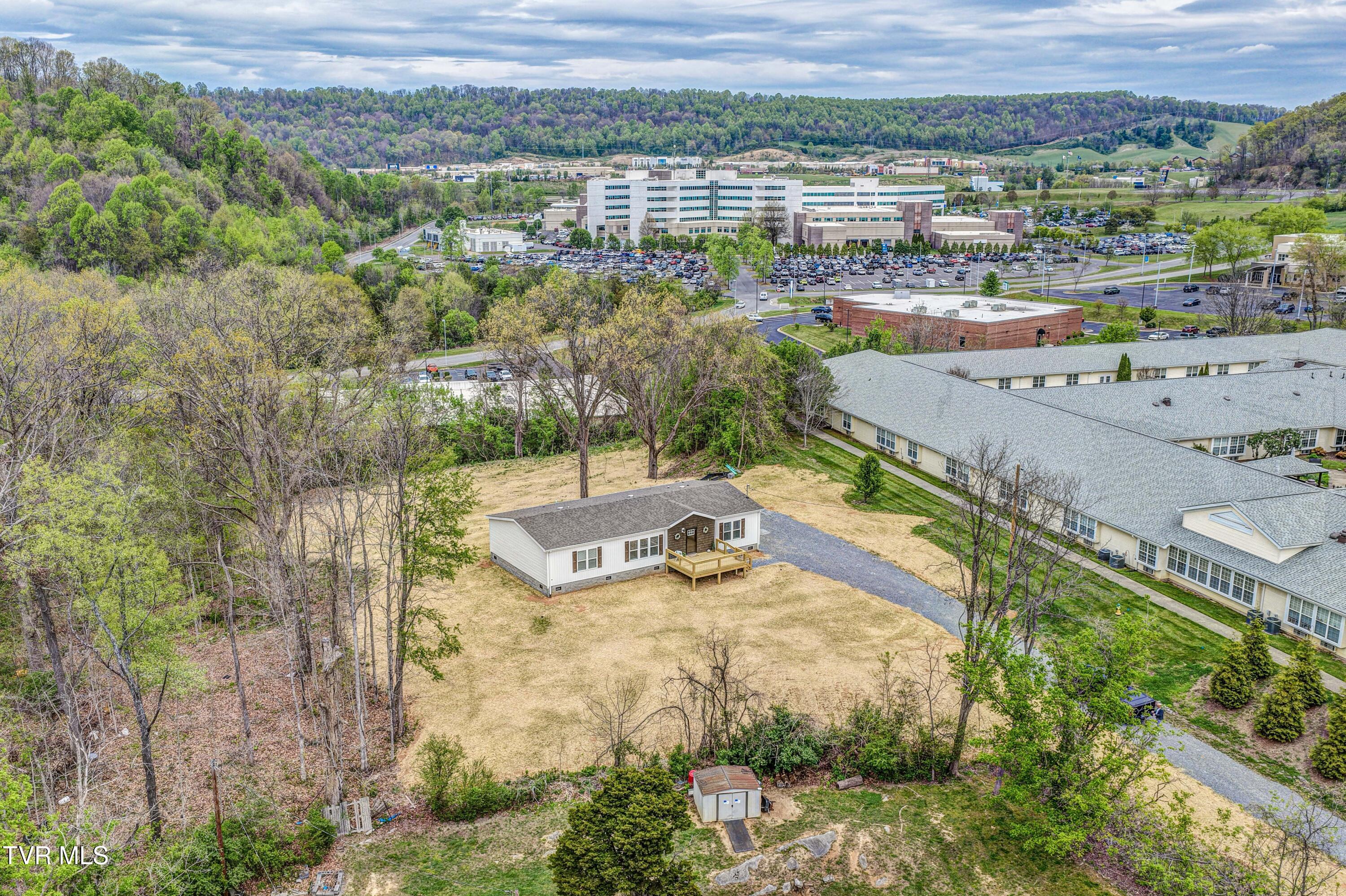 850 Meadow View Road Bristol, TN 37620 - Photo 48 of 54 DJI_20260413124215_0580_D_1_D_2_D_3_D_4_