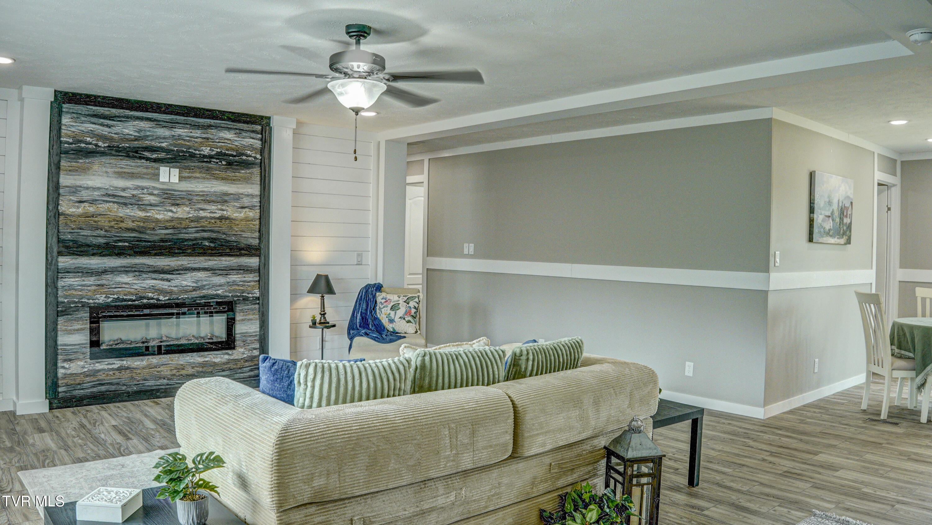 850 Meadow View Road Bristol, TN 37620 - Photo 6 of 54 _DSC3529_30_31_32_33