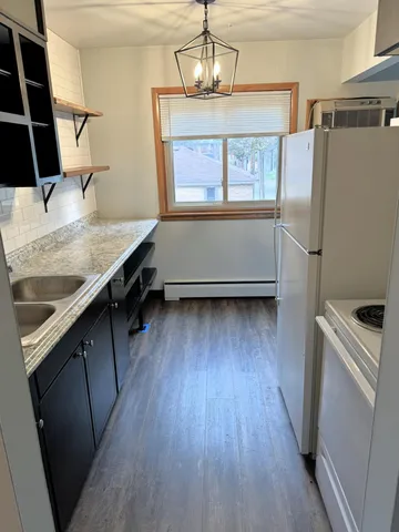 $1,375 | 1532 Randolph Avenue, St. Paul, MN 55105