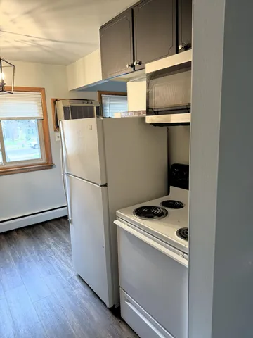 $1,375 | 1532 Randolph Avenue, St. Paul, MN 55105