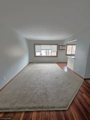 $1,295 | 1532 Randolph Avenue, St. Paul, MN 55105