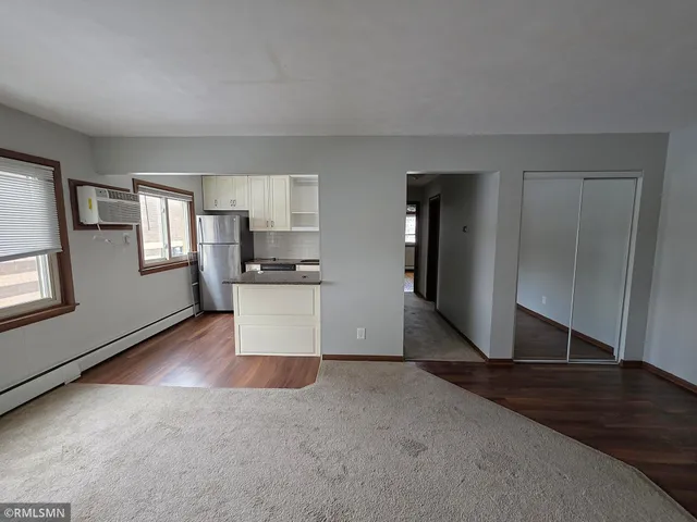 $1,295 | 1532 Randolph Avenue, St. Paul, MN 55105