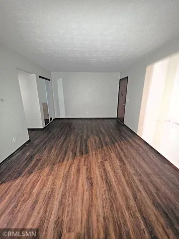 $1,295 | 1532 Randolph Avenue, St. Paul, MN 55105