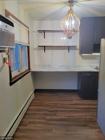 $1,295 | 1532 Randolph Avenue, St. Paul, MN 55105