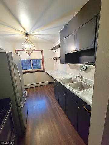 $1,295 | 1532 Randolph Avenue, St. Paul, MN 55105