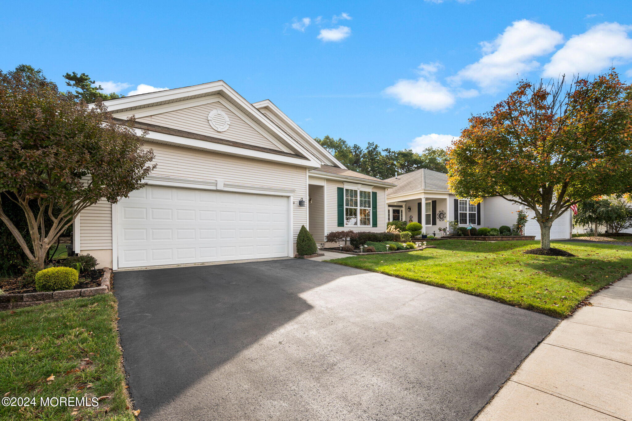 55 Hidden Lake Circle Barnegat, NJ 08005 - Photo 7 of 54 007-original-photo