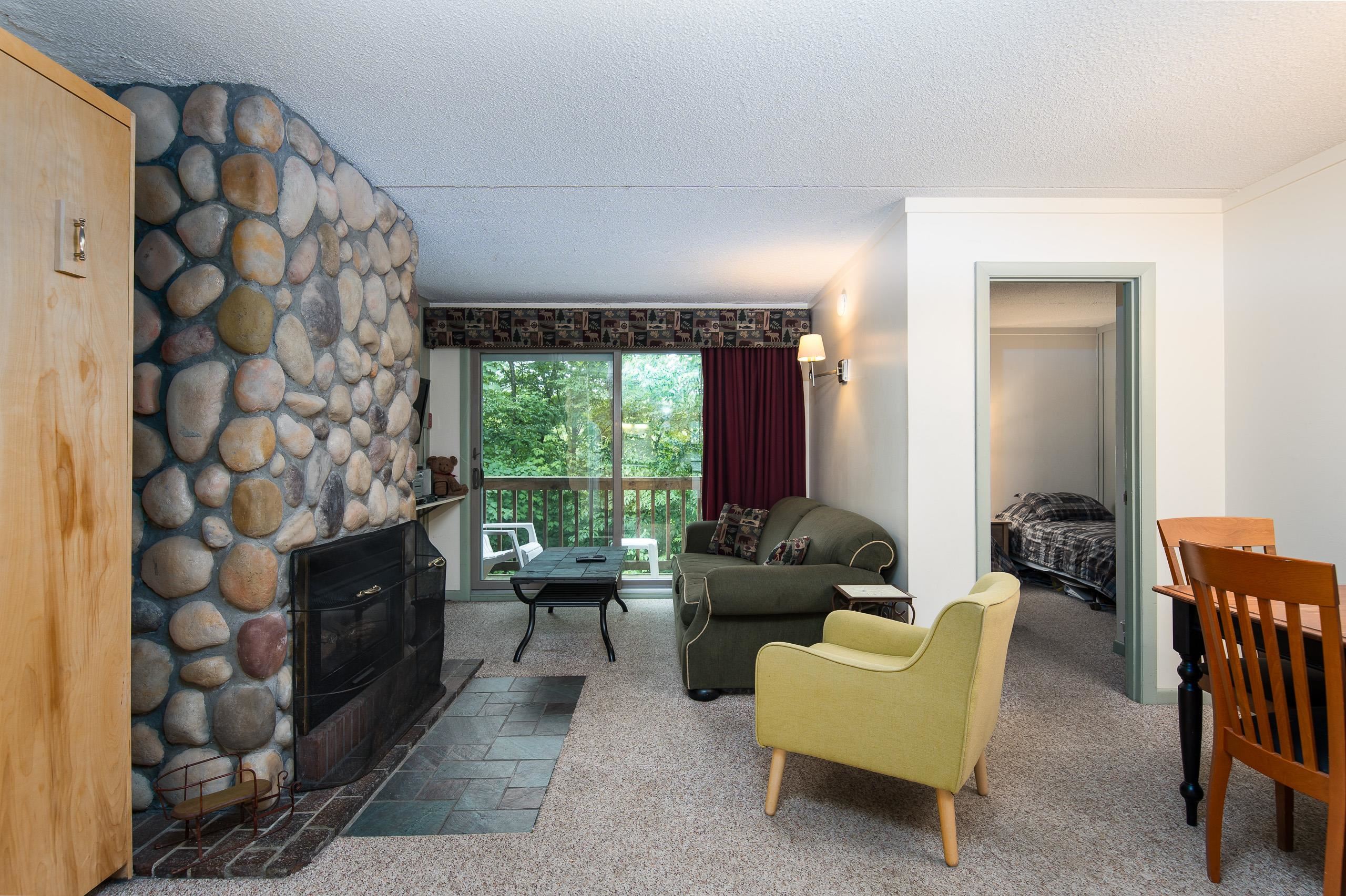 697 East Mountain Road, Unit B3 Killington, VT 05751 - Photo 4 of 21 Gallery Image 4