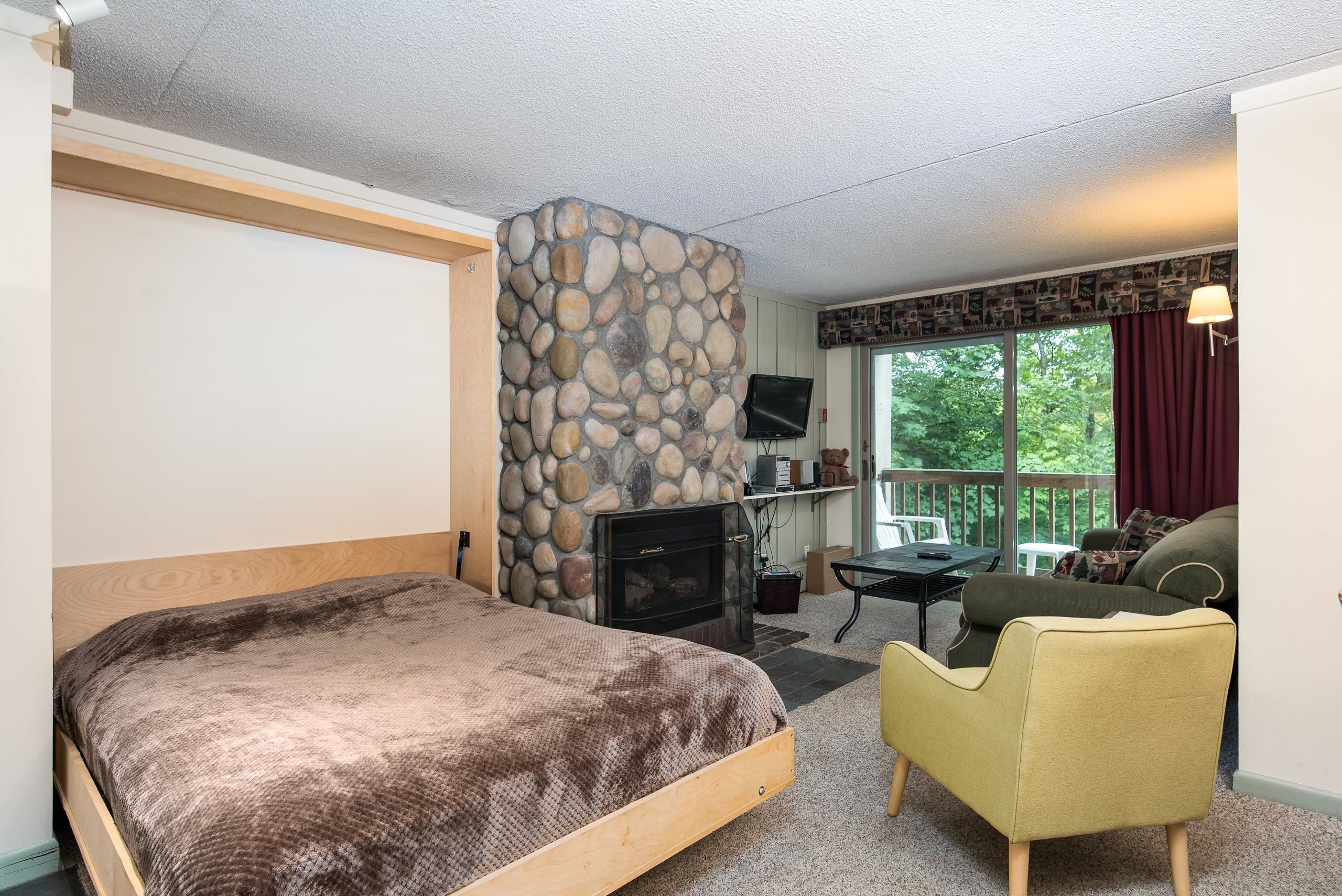 697 East Mountain Road, Unit B3 Killington, VT 05751 - Photo 10 of 21 Gallery Image 10