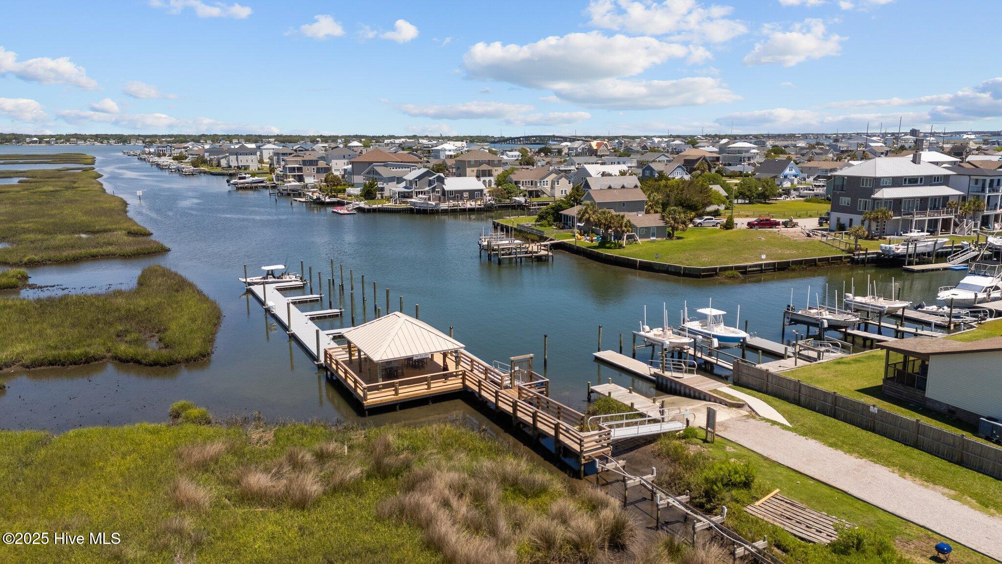 602 West Fort Macon Road, Unit 135 Atlantic Beach, NC 28512 - Photo 13 of 25 135 Palm Suites