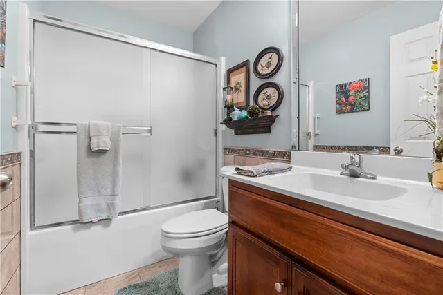 $395,000 | 25404 East 30th Street South, Blue Springs, MO 64015