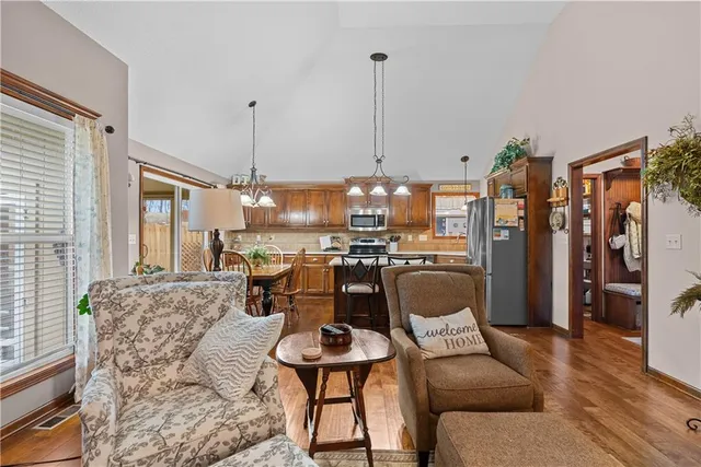 $395,000 | 25404 East 30th Street South, Blue Springs, MO 64015