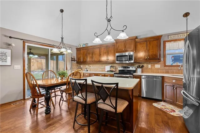 $395,000 | 25404 East 30th Street South, Blue Springs, MO 64015