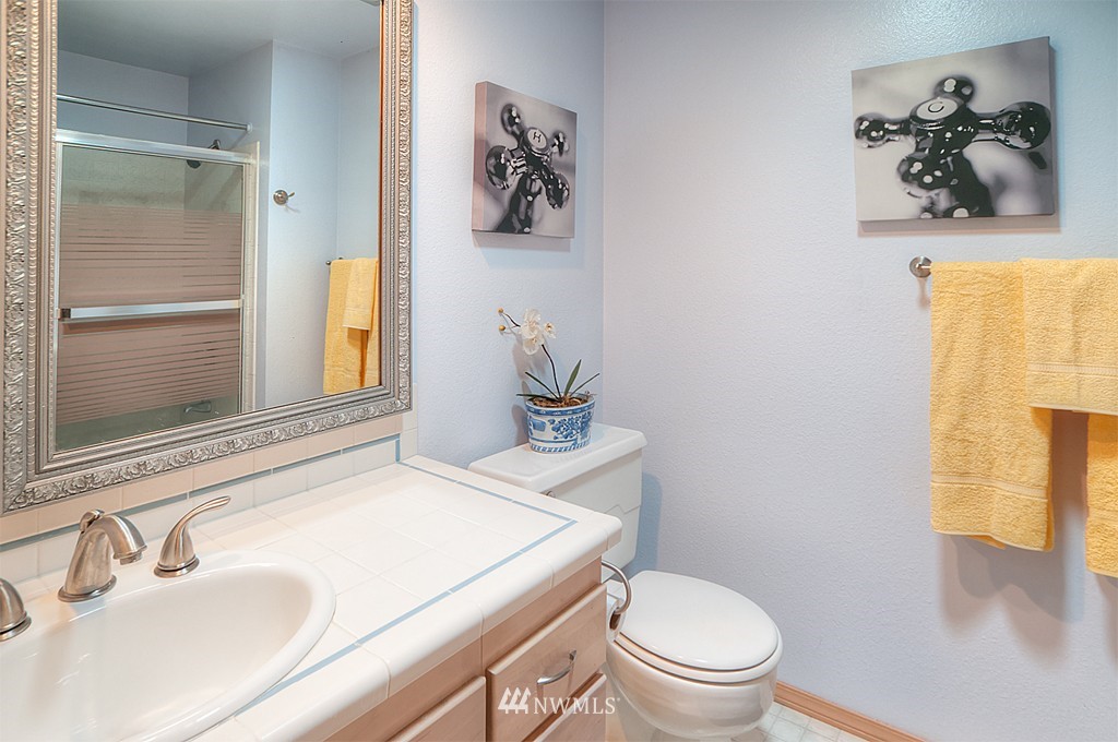 18824 93rd Avenue Northeast Bothell, WA 98011 - Photo 14 of 25 Gallery Image 14