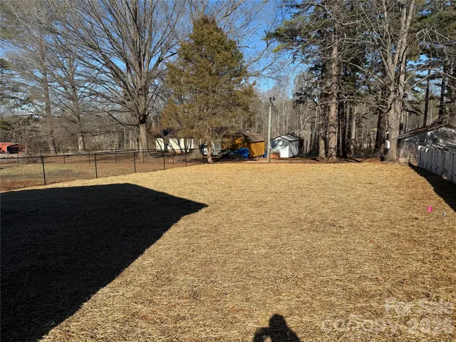 $249,900 | 184 1st Circle, Lexington, NC 27292