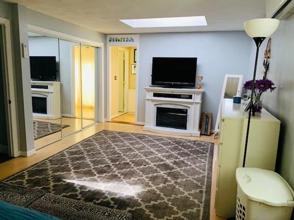 35 Juniper Lane Framingham, MA 01701 - Photo 8 of 16