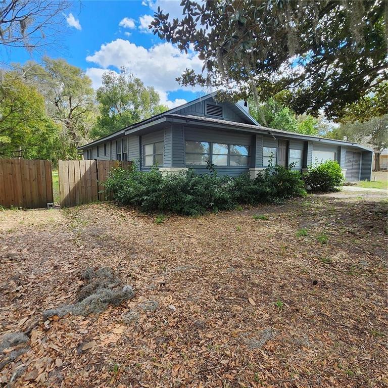 2107 Northeast 8th Road Ocala, FL 34470 - Photo 3 of 18