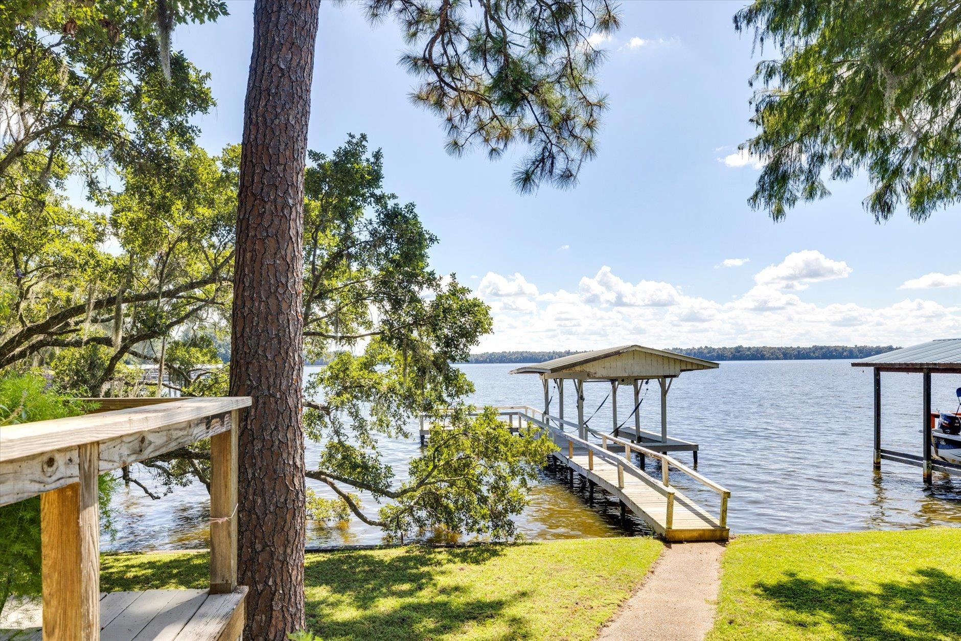 941 Drake Acres Road Quincy, FL 32351 - Photo 2 of 59
