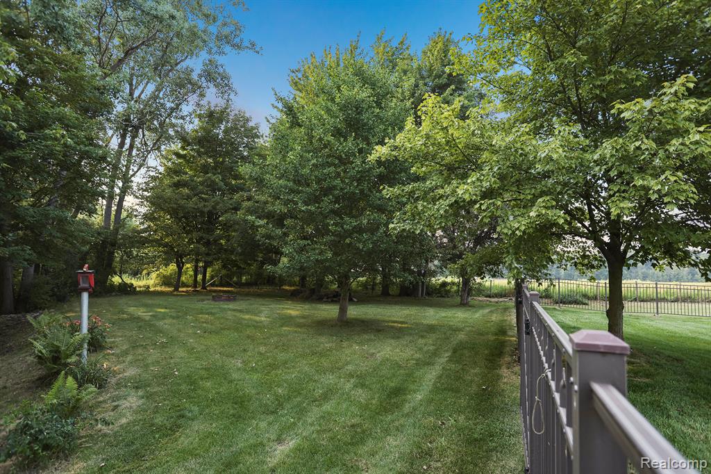 14150 Hough Road Allenton, MI 48002 - Photo 5 of 35 Gallery Image 5