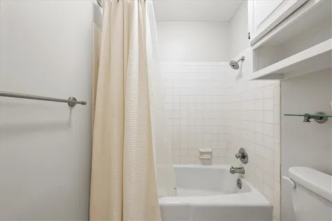 $129,900 | 4545 Wornall Road, Unit LE3, Kansas City, MO 64111