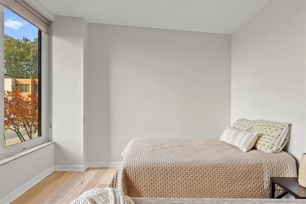 4545 Wornall Road, Unit LE3 Kansas City, MO 64111 - Photo 8 of 32