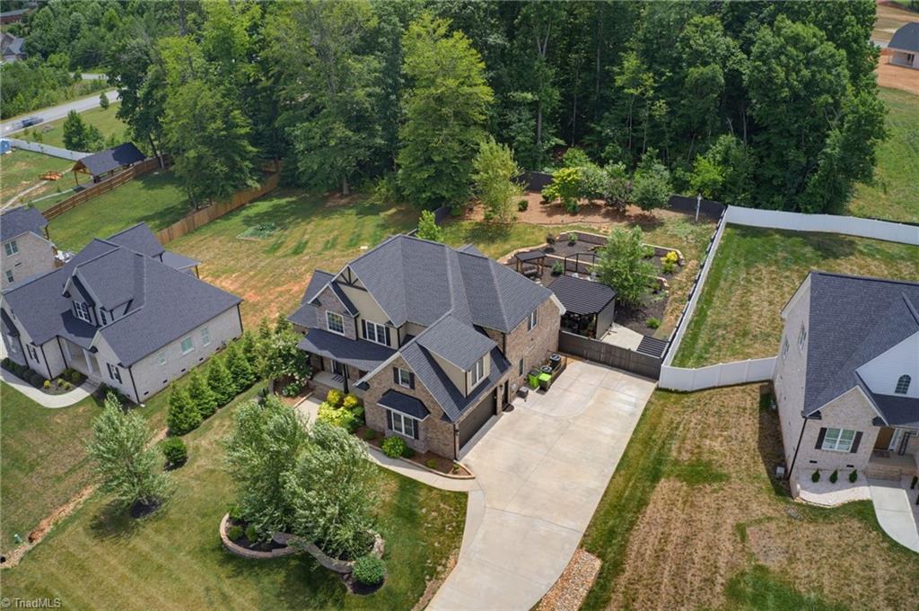 179 Pipers Ridge West Winston-Salem, NC 27127 - Photo 3 of 42