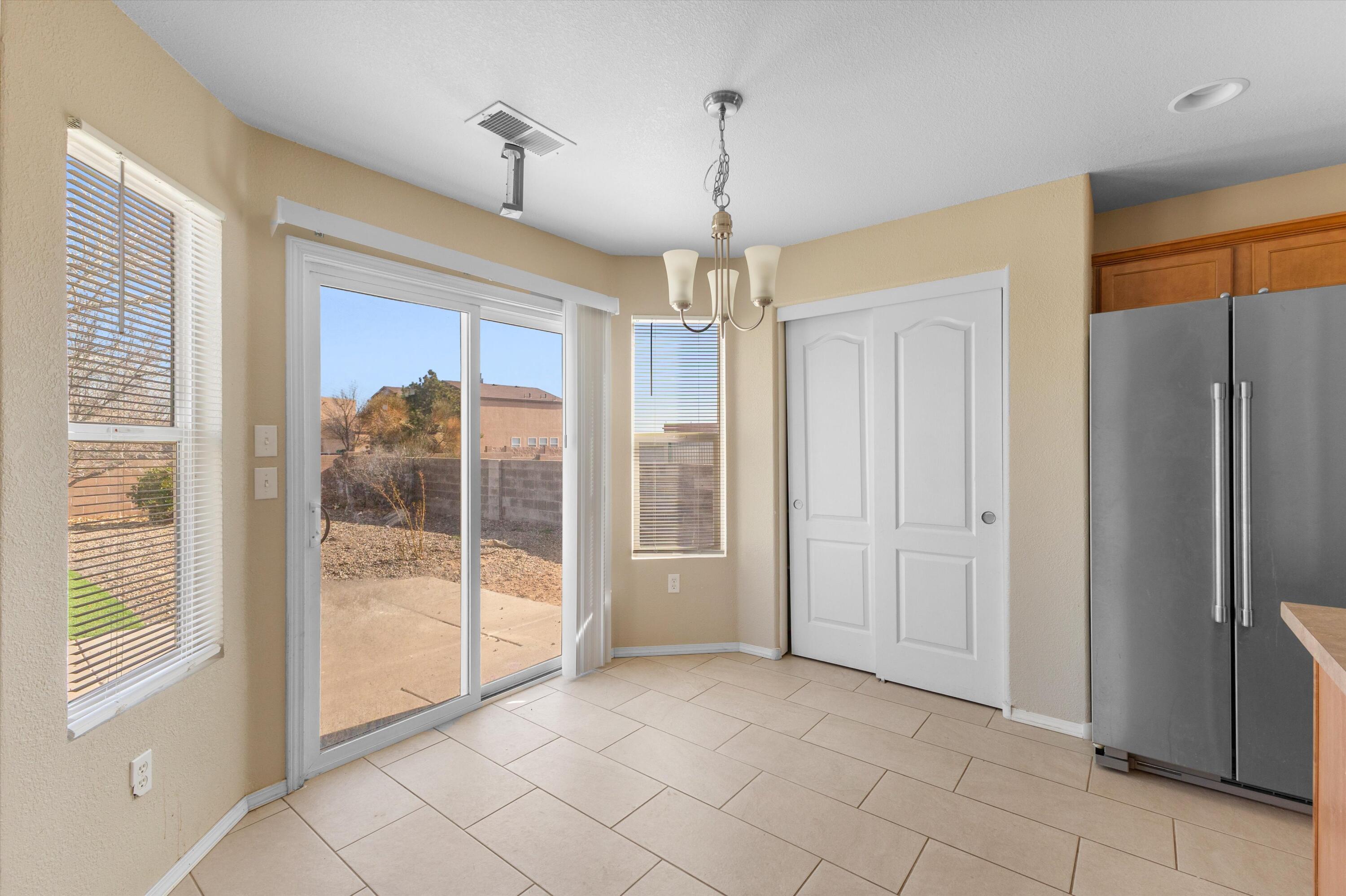 3333 Hunters Meadows Circle Northeast Rio Rancho, NM 87144 - Photo 13 of 39 Gallery Image 13