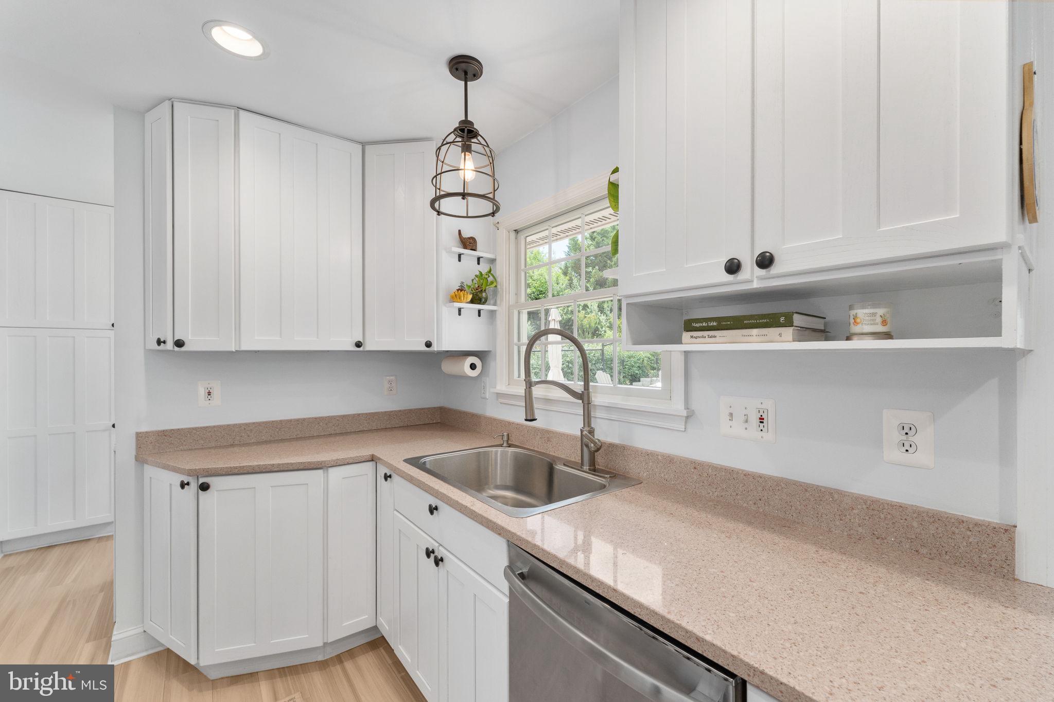 1009 South Ironwood Road Sterling, VA 20164 - Photo 17 of 75