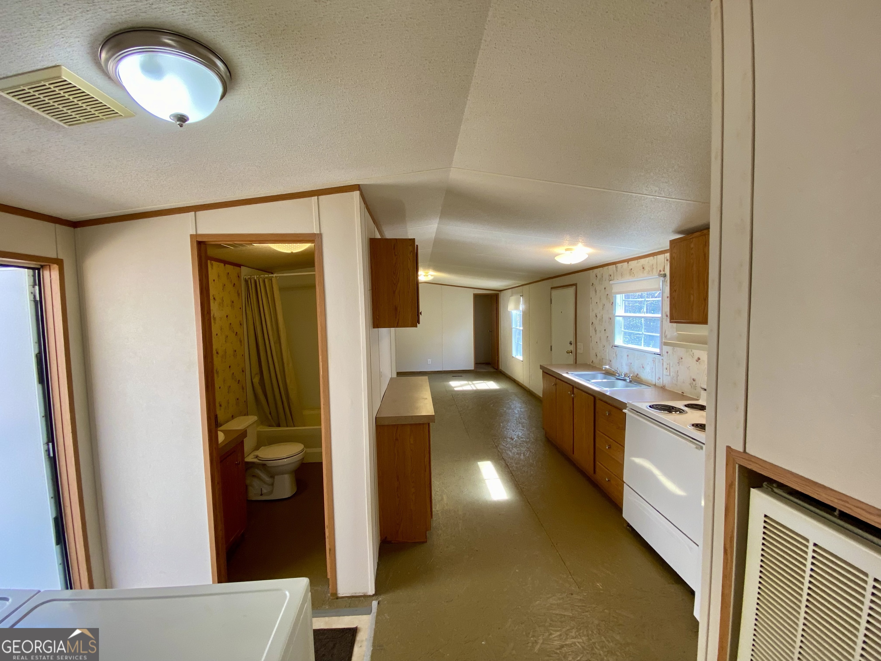 119 Cub Lane Rabun Gap, GA 30568 - Photo 14 of 42