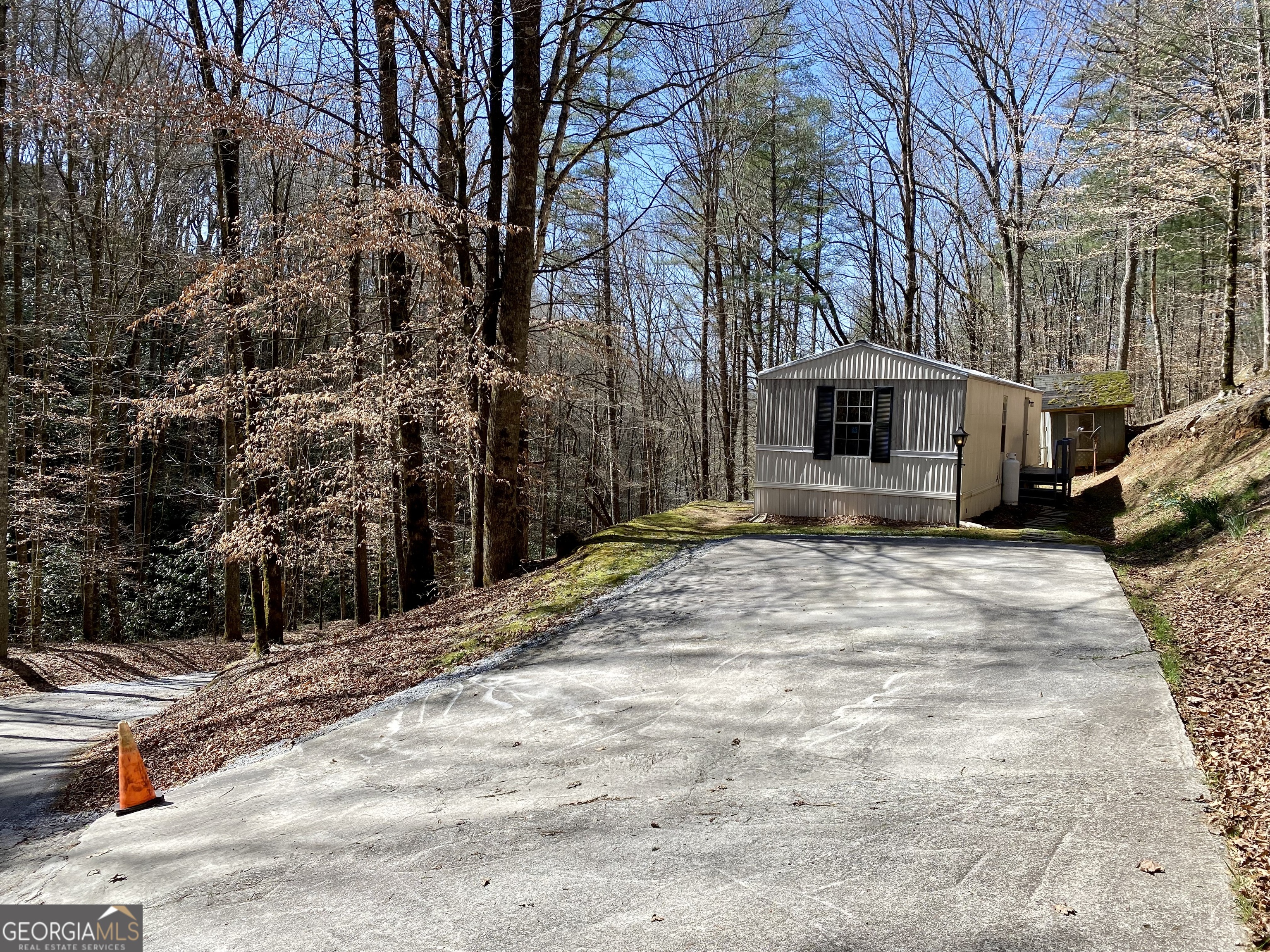 119 Cub Lane Rabun Gap, GA 30568 - Photo 4 of 42