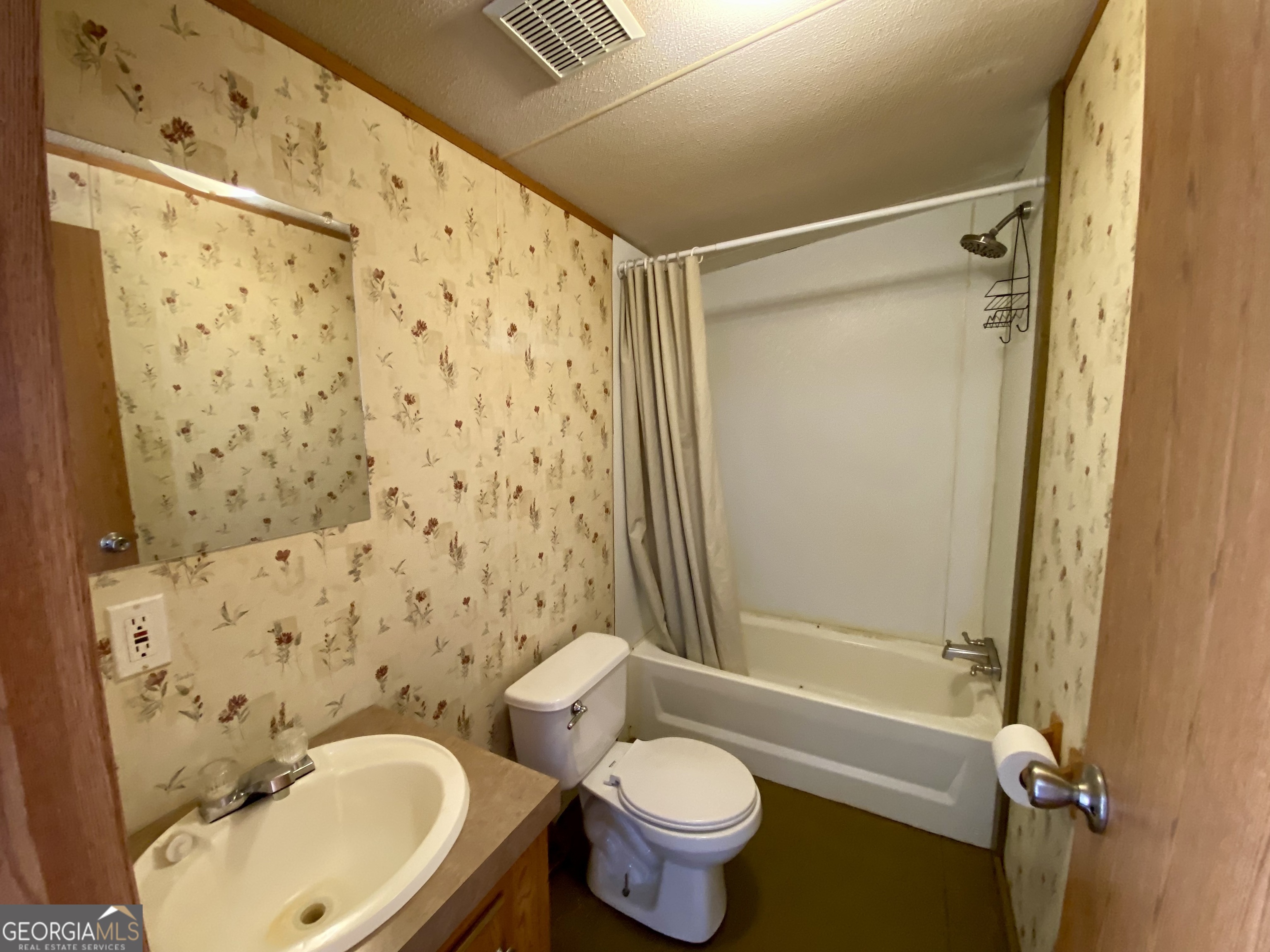 119 Cub Lane Rabun Gap, GA 30568 - Photo 7 of 42