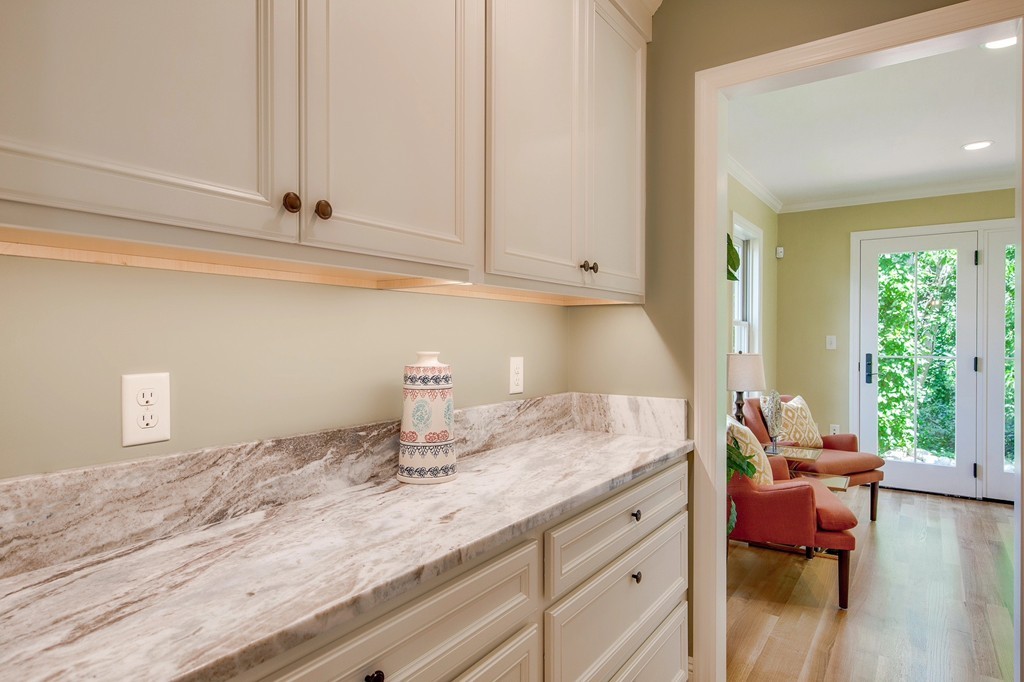 23 North Road, Unit 23 Bedford, MA 01730 - Photo 9 of 36 Gallery Image 9