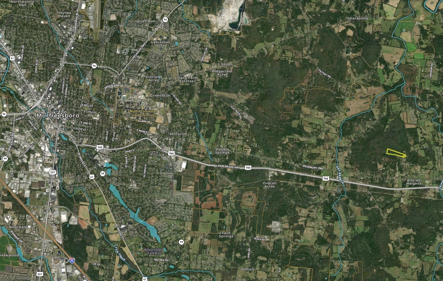 611 Baxter Road Murfreesboro, TN 37130 - Photo 3 of 22 a view of a yard